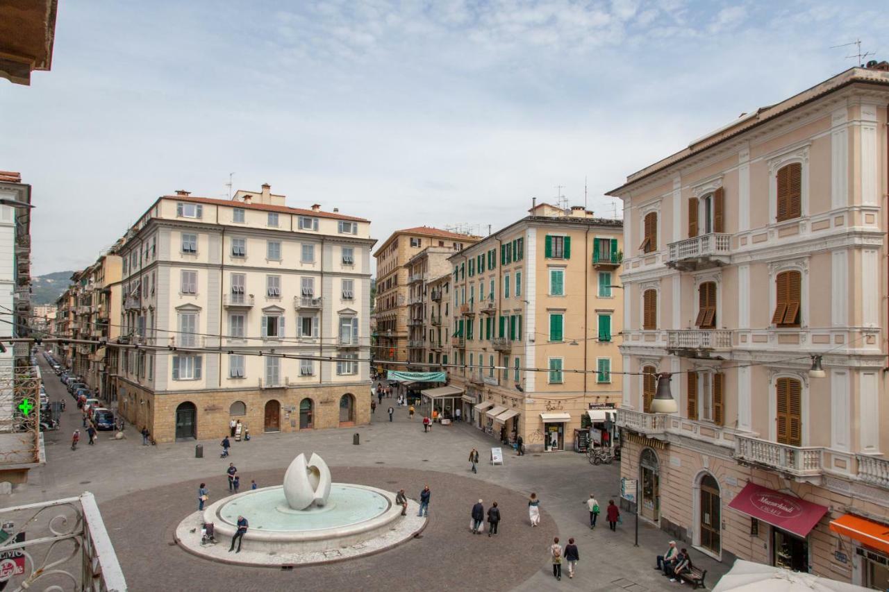 Blu Sea Rooms La Spezia Bagian luar foto